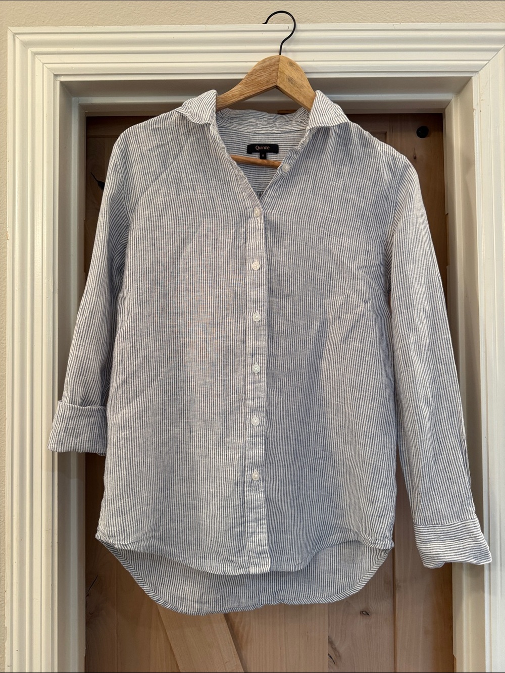 Quince Light Blue & White Pinstripe Linen Button-Down Shirt